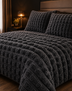 Edredón Jackard TRIPLE Corderito Medida King 2.80x2.50 M Con 2 Fundas Para Almohadones